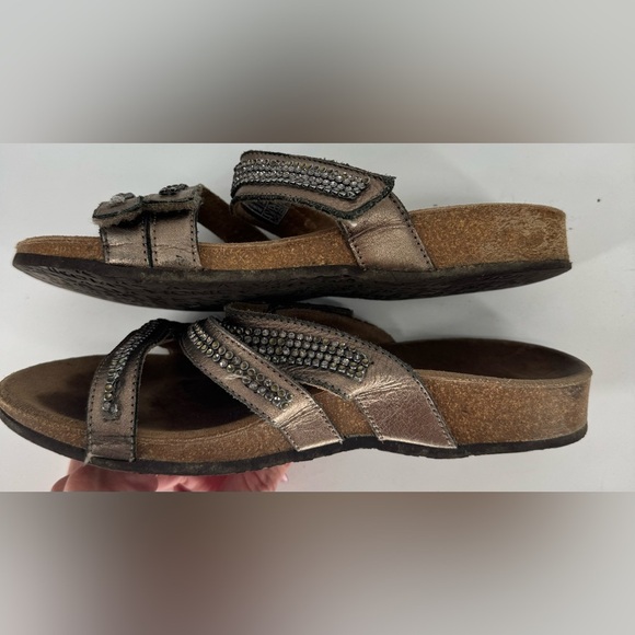 Vionic Pewter Women’s Double Strap Gray Metallic Sandal - Picture 6 of 8